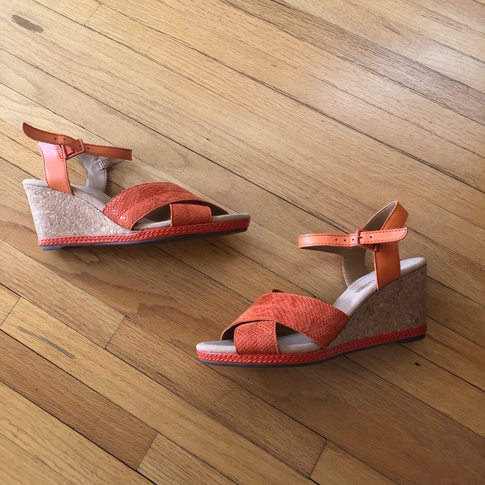 NWOT Orange Clark’s Wedges, Size 7.5M
